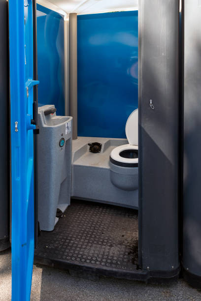 Best Porta potty delivery and setup  in Eastvale, CA